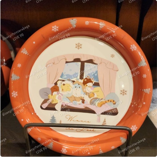 [1/7/2025-10:25-390] Ceramic Pool Pooh Winter 