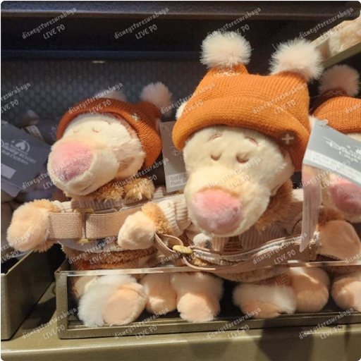 [1/7/2025-11:15-550] Plush Strap Winter Tigger 
