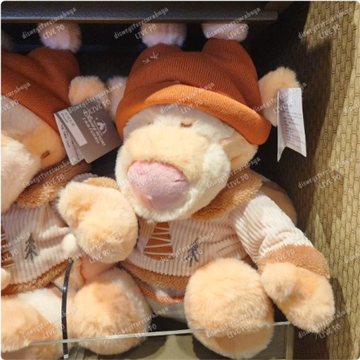 [1/7/2025-11:17-790] Plush Winter Tigger 45 cm - fat and huggable really sizes  