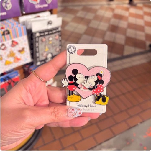 [1/8/2025-10:11-240] Pin Love Mickey Minnie