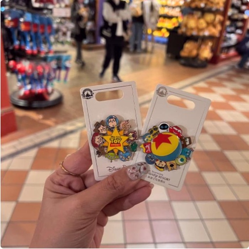 [1/8/2025-10:12-230] Interactive Pins Toy Story @each