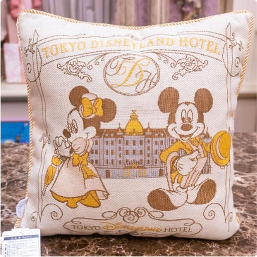[1/17/2025-19:55-750] Tokyo Disneyland Hotel Cushion