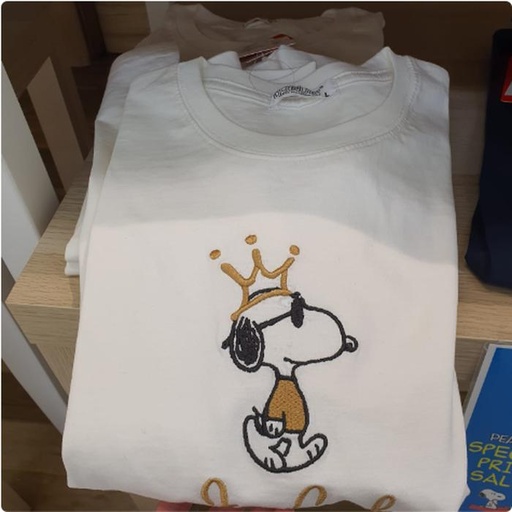 [1/19/2025-13:02-520] Snoopy Long Sleeve Tshirt *size only L and XL. special cotton material 