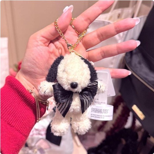 [1/19/2025-14:51-520] Bag Charm Black Snoopy X MDF