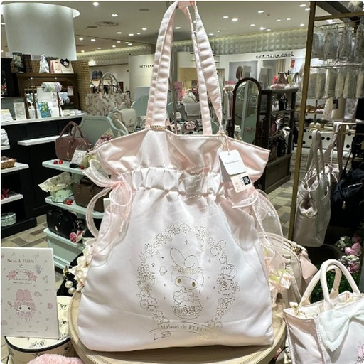 [1/19/2025-18:03-830] Melody Shaved Tote Bag
