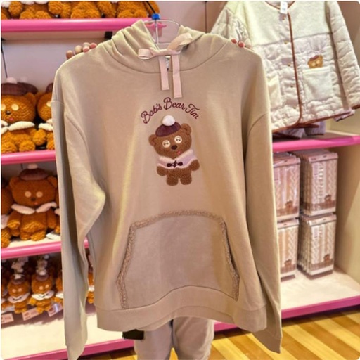 [1/26/2025-10:12-None1050] Hoodie Bob 