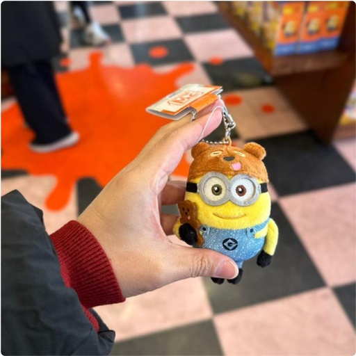 [1/26/2025-10:37-330] Strap Minion Bear Tim Cap 