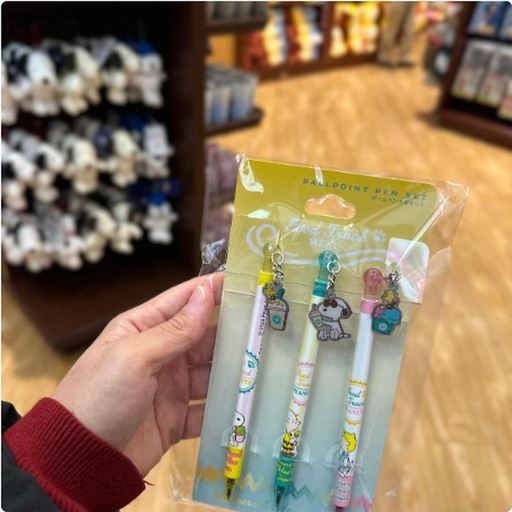 [1/26/2025-11:43-430] Pen Sets Snoopy