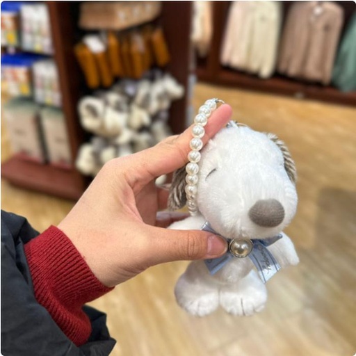 [1/26/2025-11:47-450] Snoopy Pearl Bag Charm 